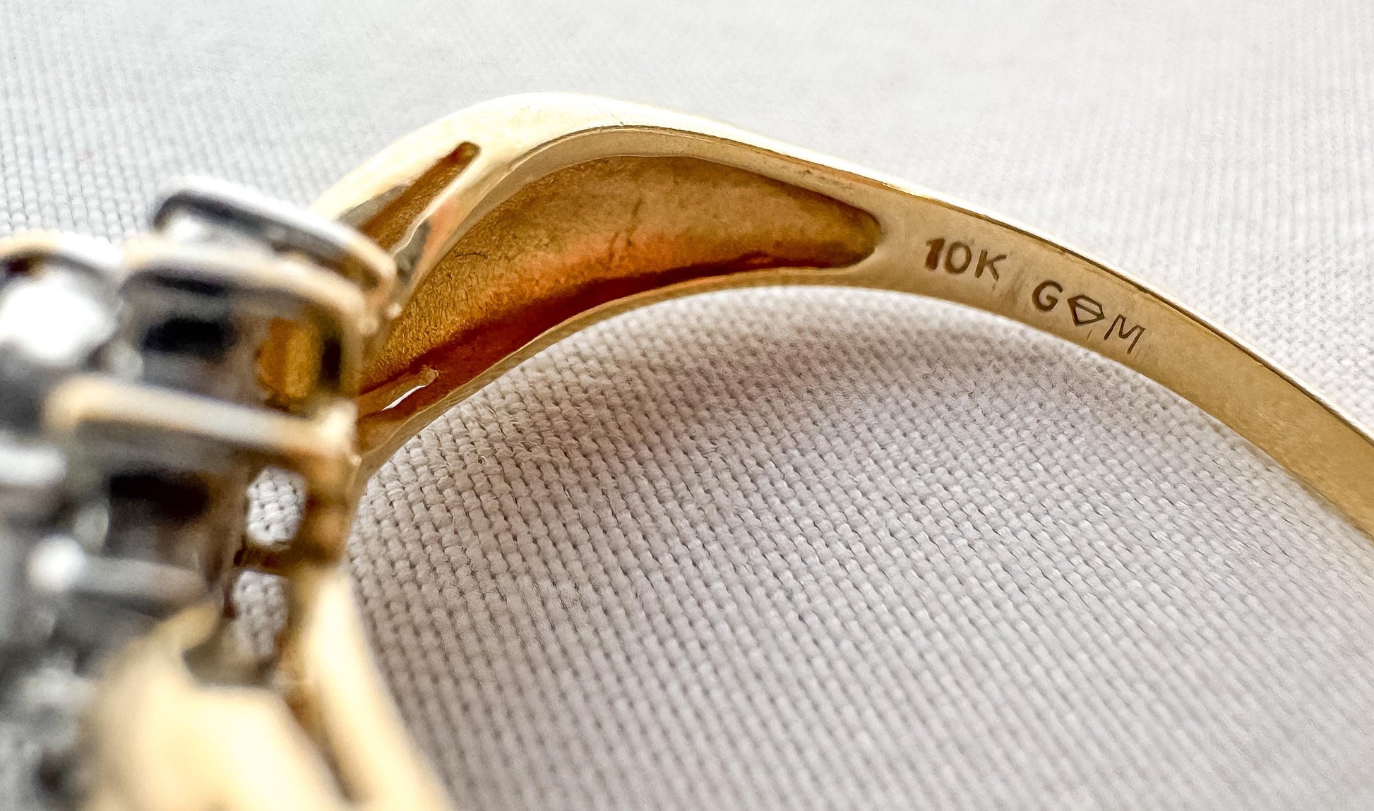 Vintage 10K Yellow Gold Oval Blue Sapphire Diamond Ring, Size 9.75, Vintage Art Deco Cocktail Style Ring