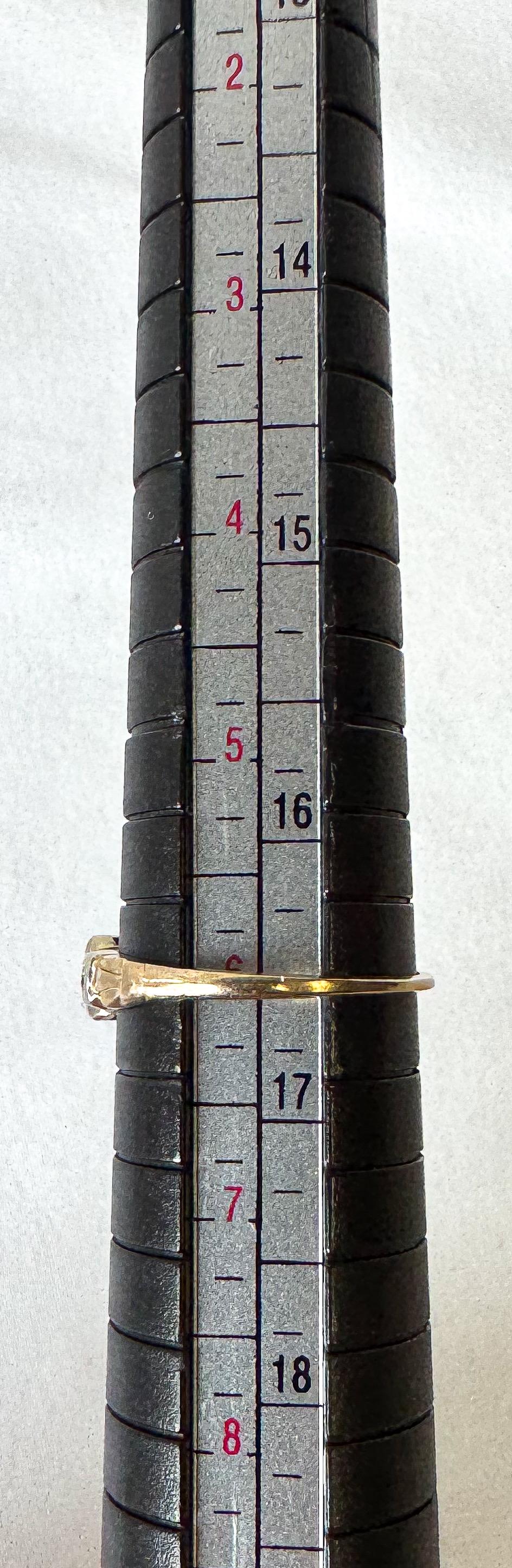 Vintage 10K Two Toned Etched Square Diamond Ring, Size 6, Simple Dainty Minimalist Stackable Ring