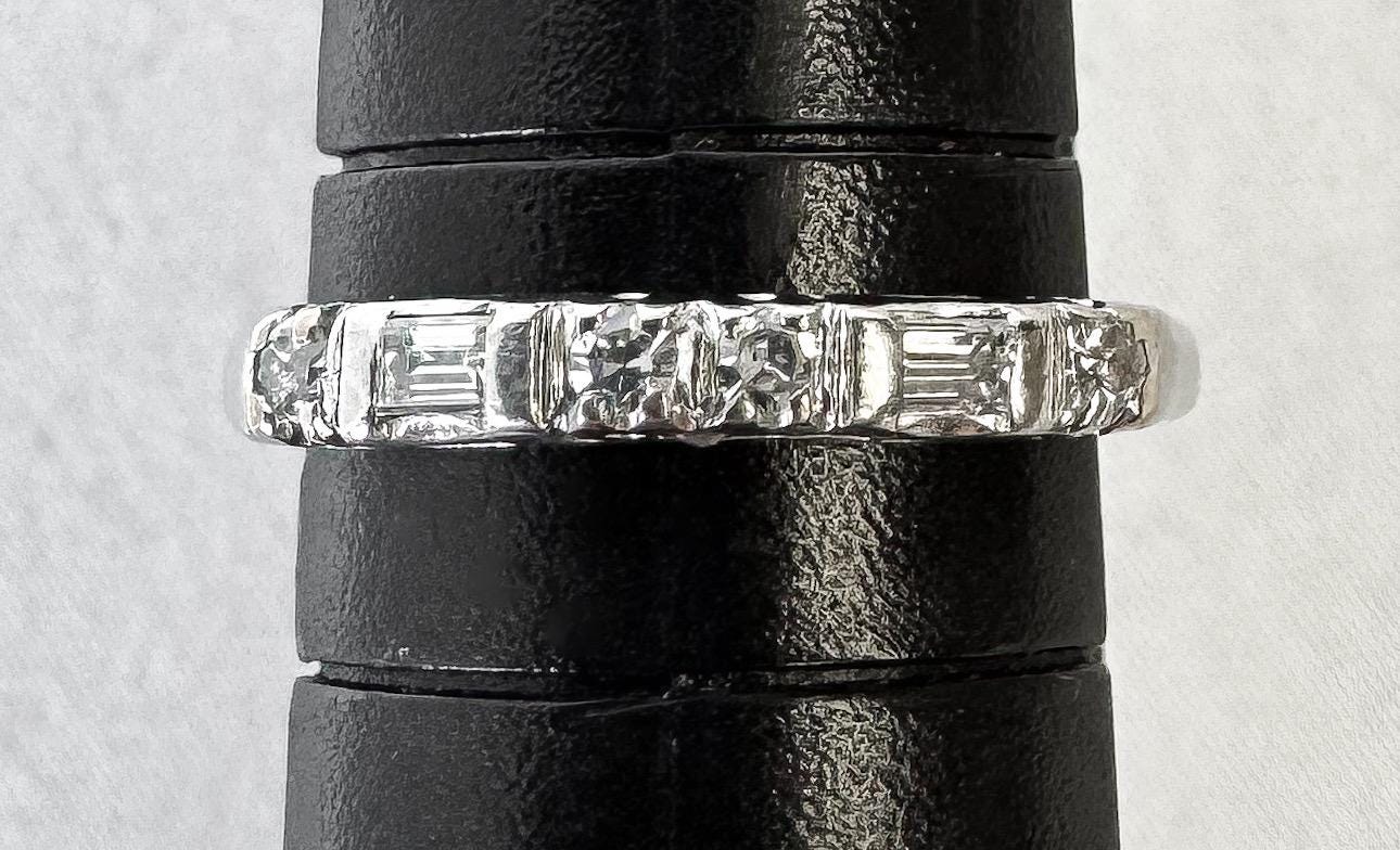 14K White Gold Baguette Cut Round Diamond Band Ring, Size 6, Simple Dainty Minimalist Diamond Ring