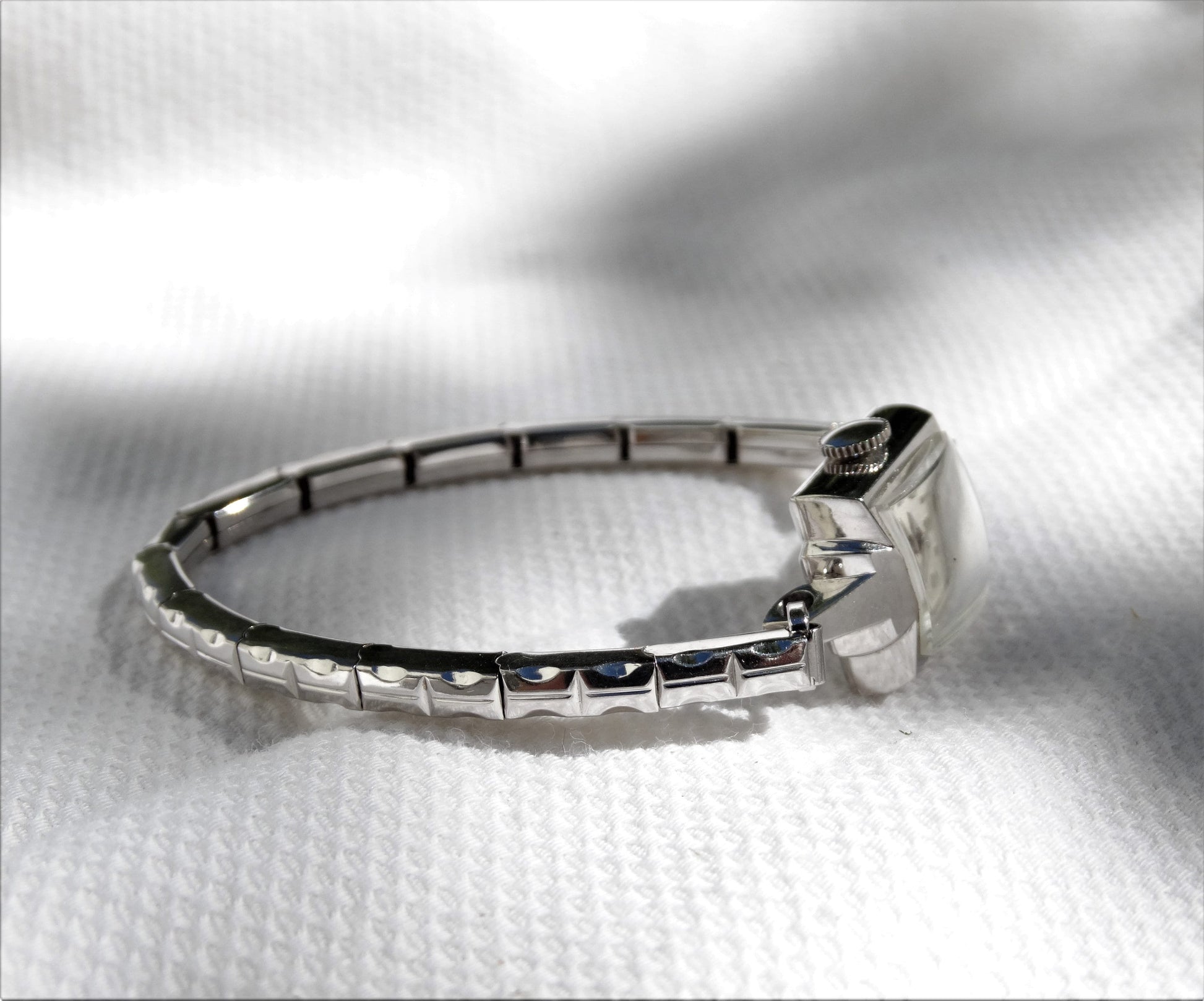 Vintage LADY ELGIN 10K White Gold Ladies Wrist Watch, Art Deco Estate Everyday Jewelry