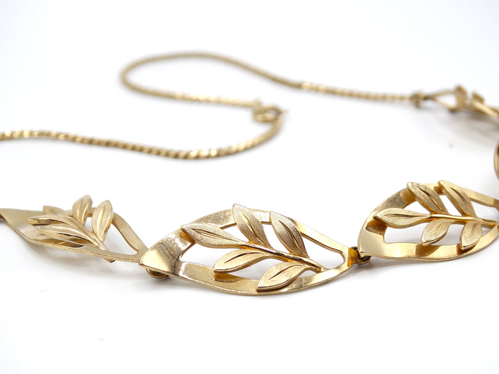 Vintage Van Dell 12K Gold Filled Leaf Necklace, Collectors Costume Jewelry