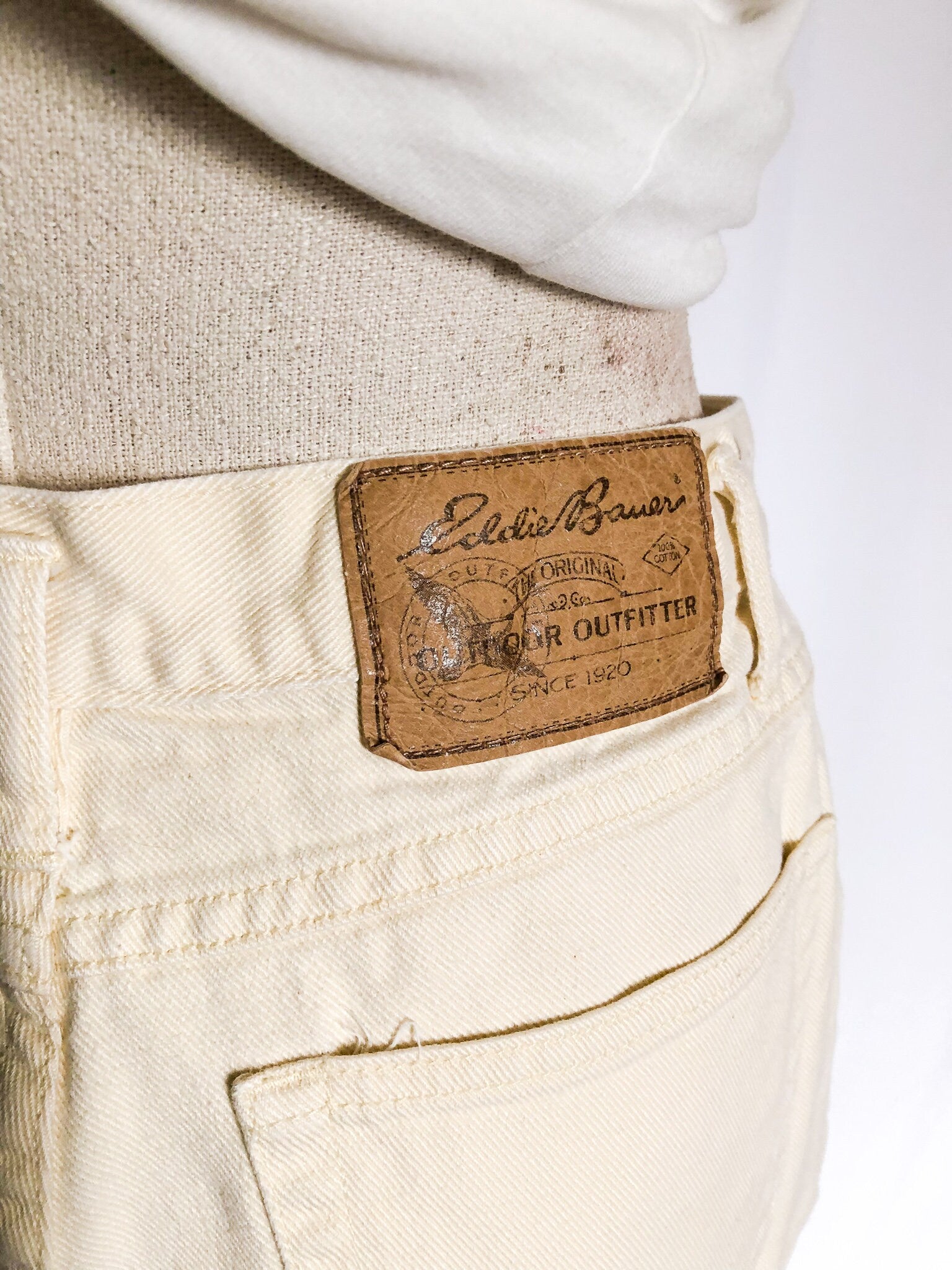 Vintage Eddie Bauer Jeans, Cream Eggshell Light Wash Denim, Pleated Trousers, High Waisted Eddie Bauer Trousers, Sz. 10