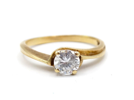 Estate 10K Yellow Gold Cubic Zirconia Solitaire Ring, Unidentified Makers Mark, Size 6 1/4