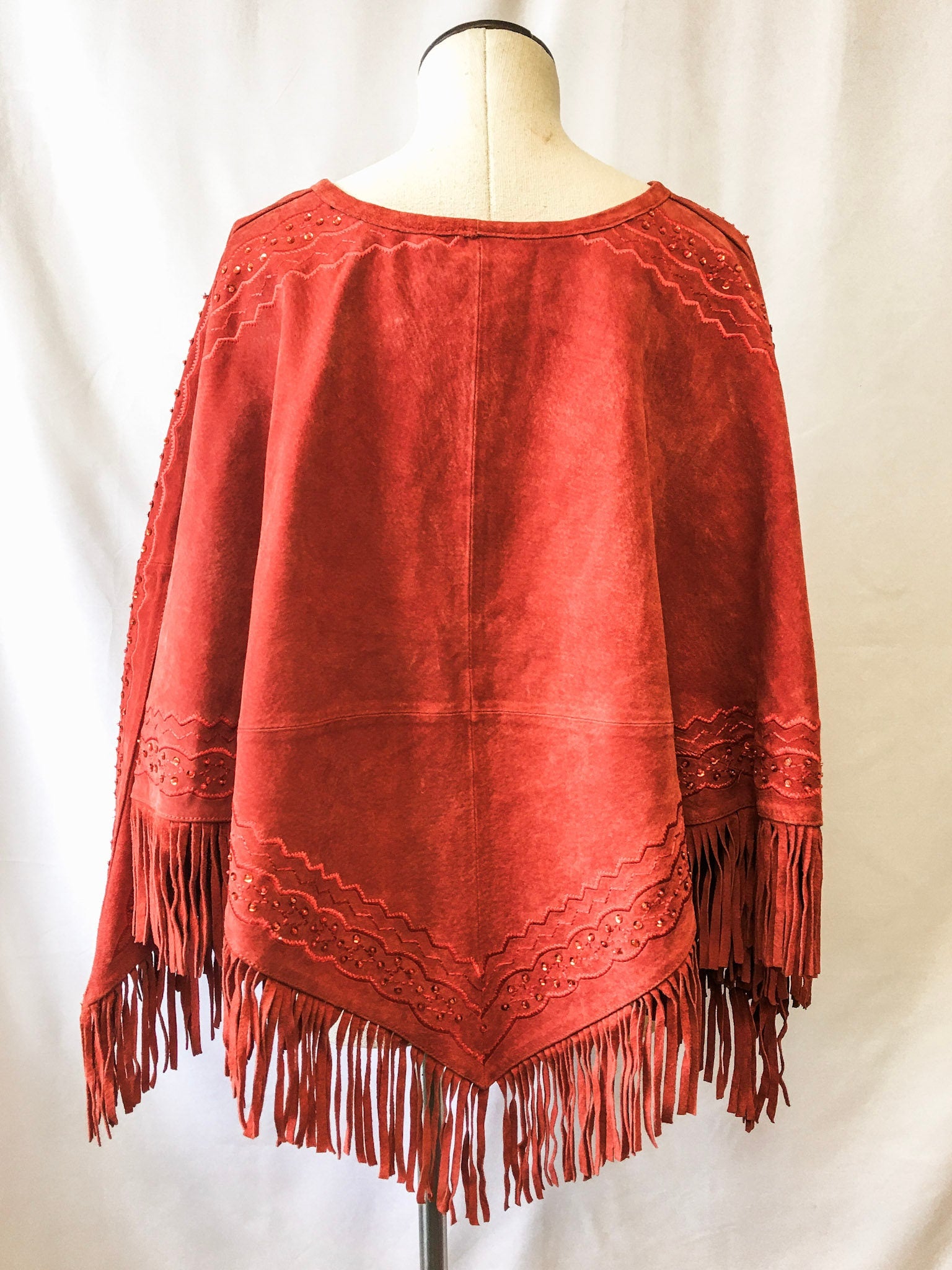 Vintage Newport News Women’s Red Genuine Leather Sequin Tassel Poncho