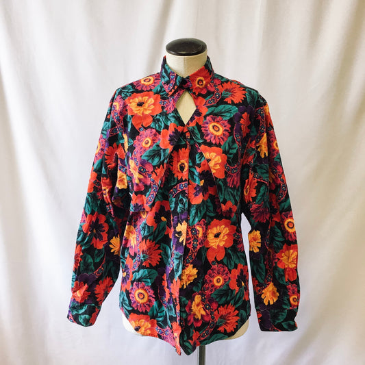 Vintage Wrangler Floral Button-up Blouse with a Key Hole Detail