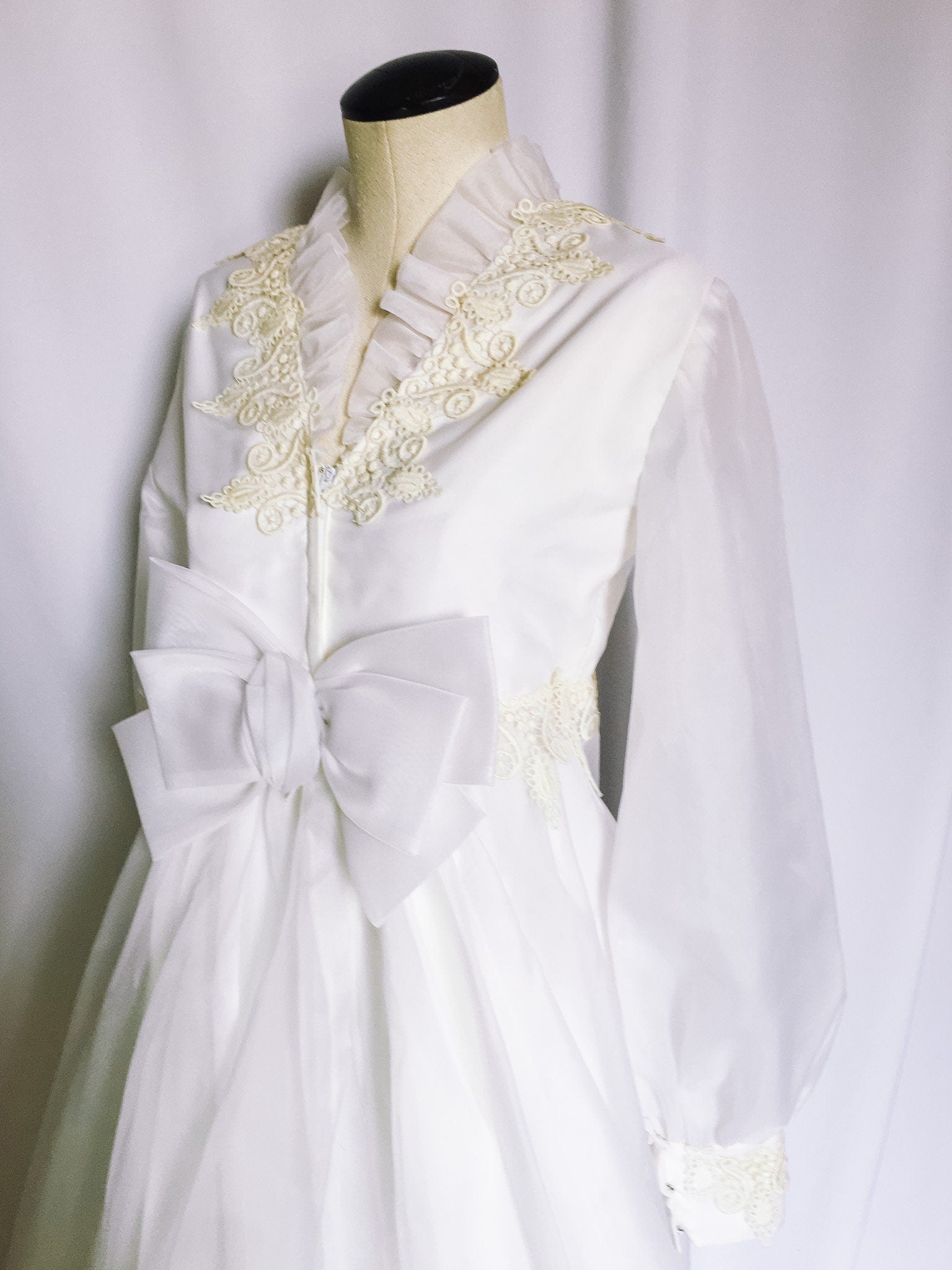 Vintage Long-sleeved Collared Wedding Dress with Cream Lace Detailing