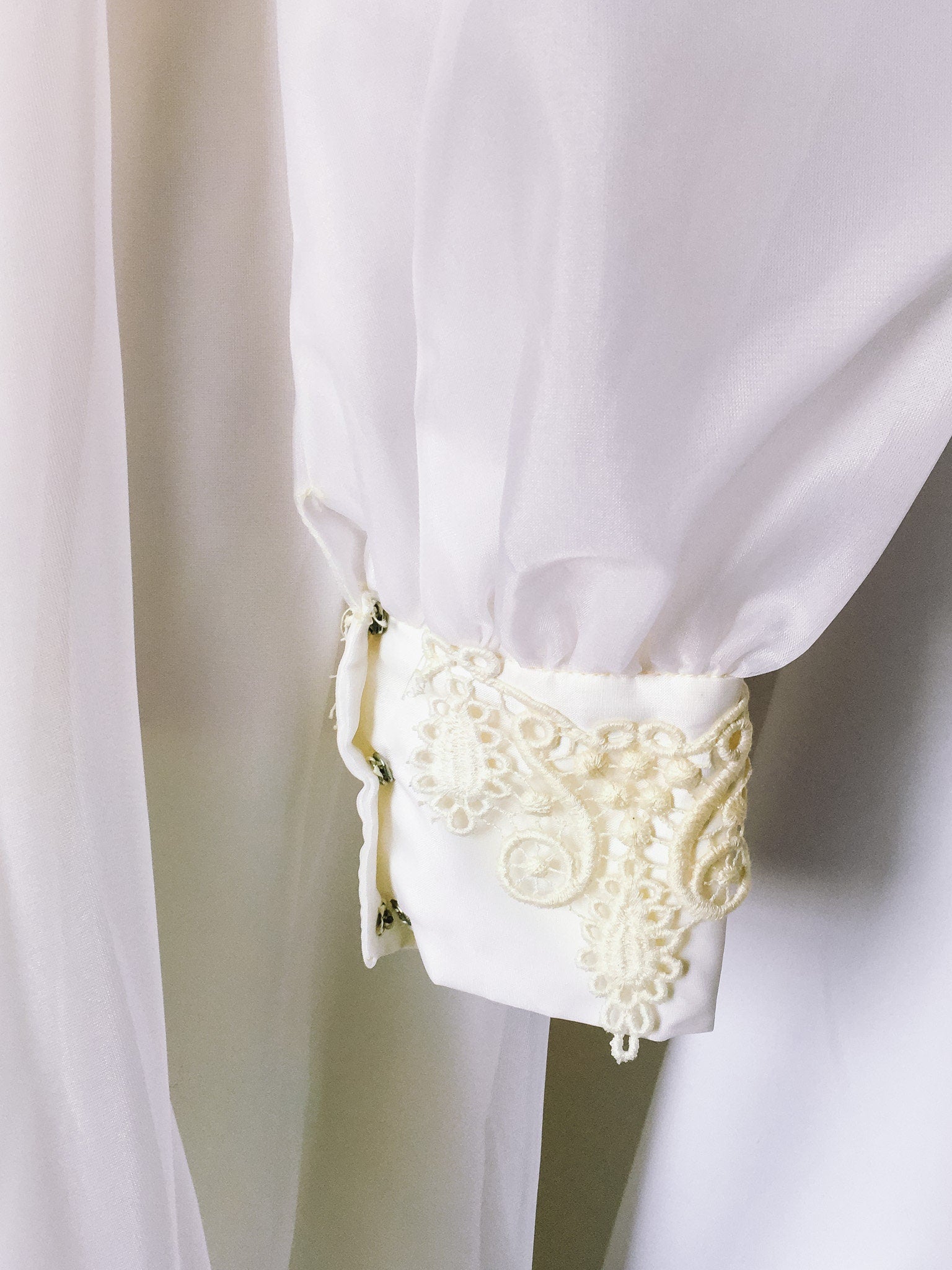 Vintage Long-sleeved Collared Wedding Dress with Cream Lace Detailing