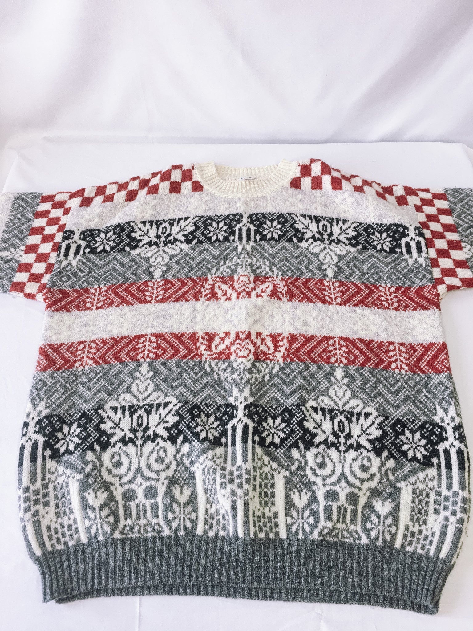 Vintage 80s Sisley Red and Gray Checkered Snowflake Sweater, Made in Italy, 80s Holiday Sweater