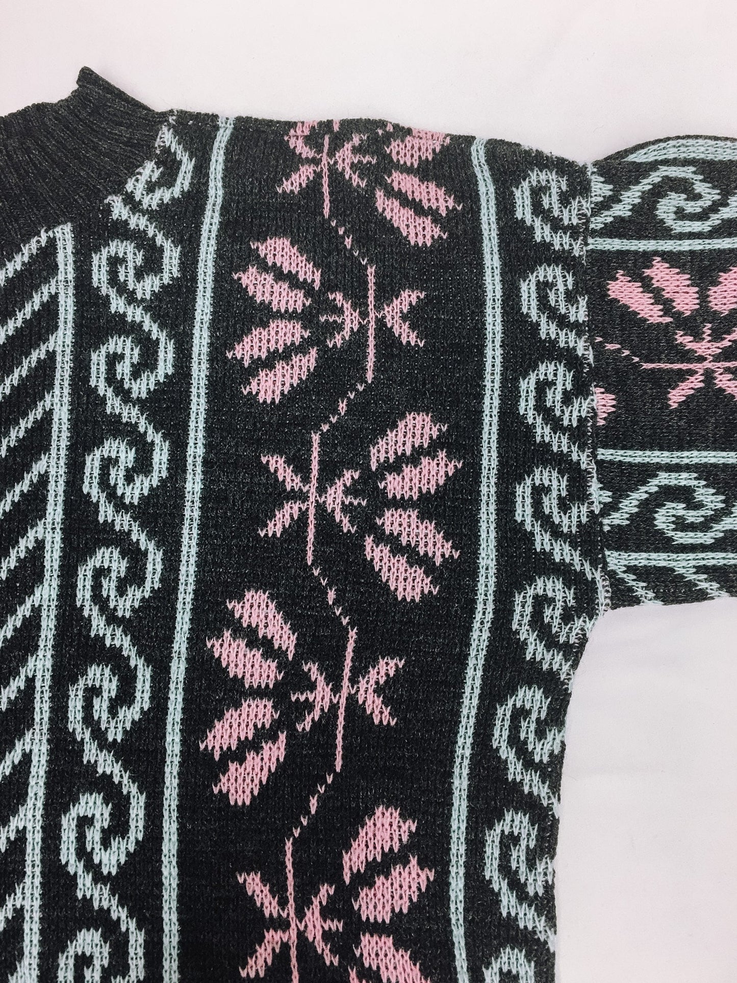 Vintage Cristina Gray Pastel Abstract Pattern Sweater, Vintage Crewneck Sweater